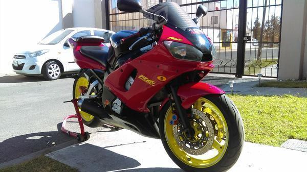 Exelente r6 -02