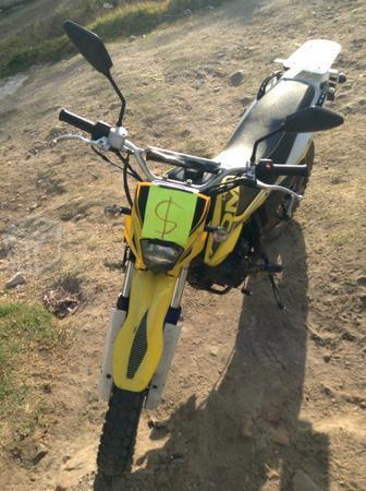 Vendo moto a tratar -15