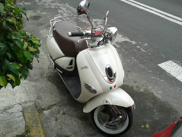 Scooter Italika Vitalia -14