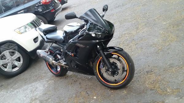 Yamaha r6s -06