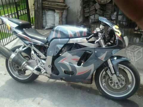 Gsxr acepto chacharas -93