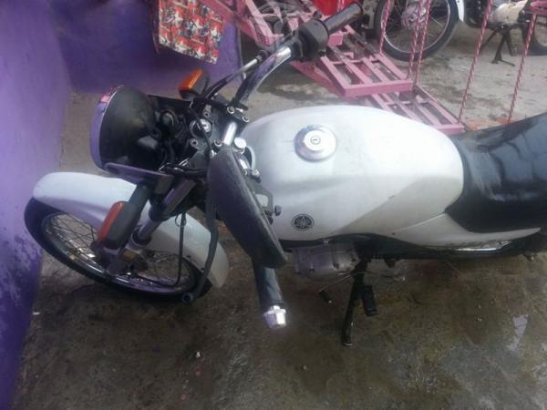 Bonita yamaha para trabajar -11