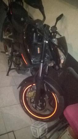 Excele pulsar 200ns seminueva -15