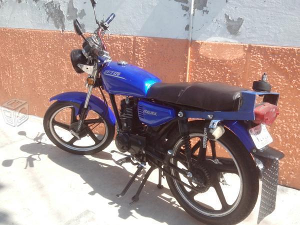 Moto de trabajo italika 125 -13