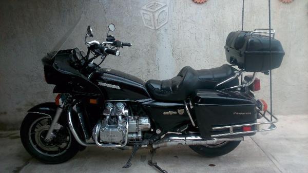 Moto honda gold wing 1200 -84