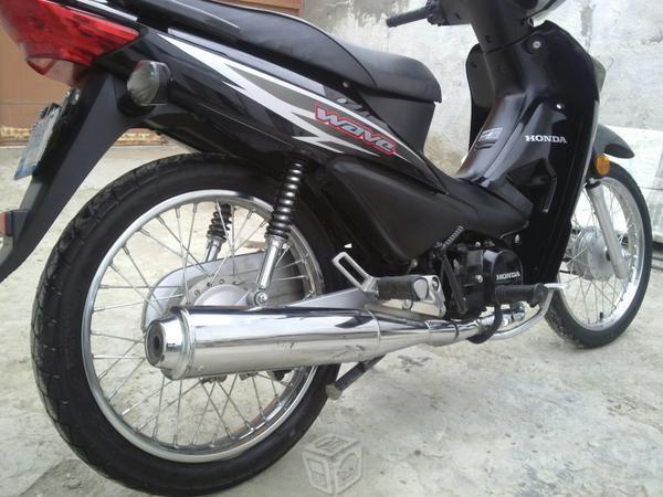 Motocicleta honda wave -14