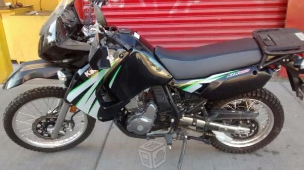 Hermosa Kawasaki 650 -09