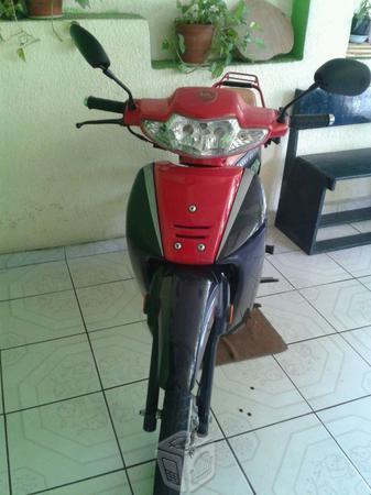 Motocicleta -12