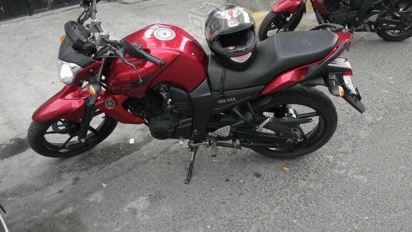 Moto YAMAHA FZ16 -13