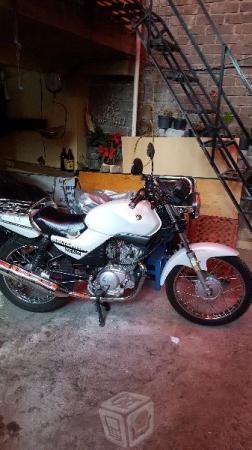 Yamaha excelente -13