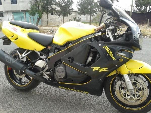 Fireblade 900 rr venta o cambio -94