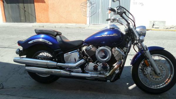 Yamaha V star custom 1100cc excelente -08