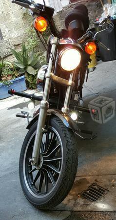 Harley sportster 883 -01