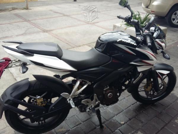 Pulsar ns200 blanca original impecable -15