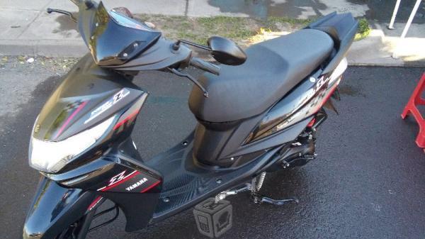 excelente yamaha ray z -15