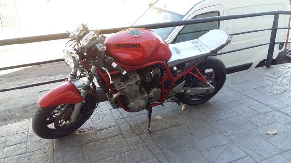 Suzuki 600 cafe racer p/trueque -99