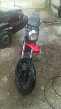 Honda 125 jalando al 100 -07