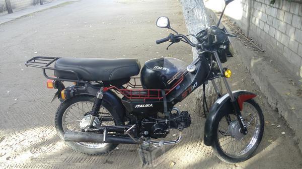 Vendo moto italika st90 -11