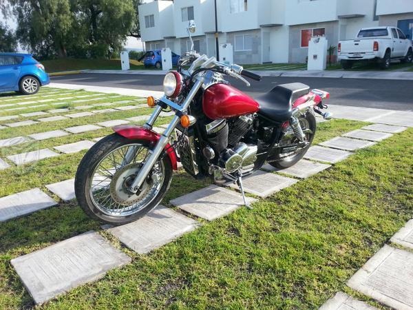 Honda Shadow Spirit 750cc -06