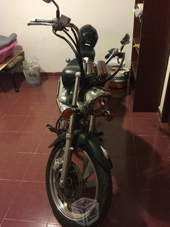 Moto suzuki tipo choper -12