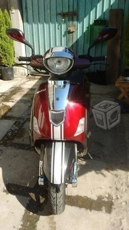 Vendo moto Roadster -14