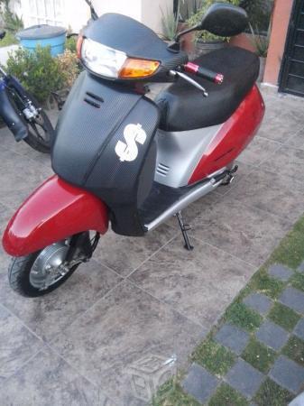 Honda activa muy buena -06