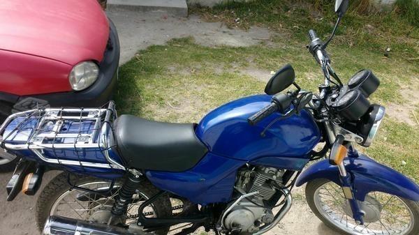 Motocicleta Yamaha YBR125 MOD T/P -12