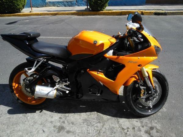 POTENTE R6 600cc. COMO NUEVA -05