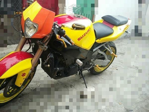 Suzuki motor 100cc -00