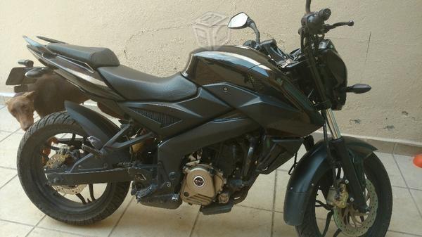 Pulsar 200ns excelente