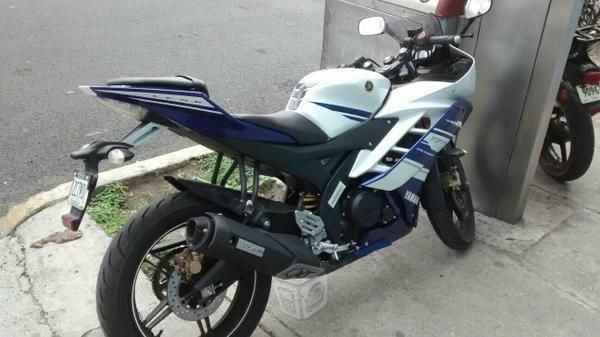 Yamaha r15 -15