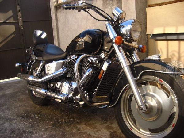 Honda shadow sabre chopper -05