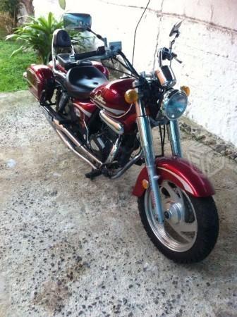 Moto custom dinamo 150cc -12