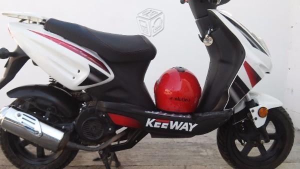 Motocicleta Keeway Fact 150 -14