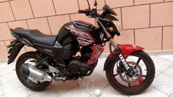 Yamaha fz16 versión S cc153