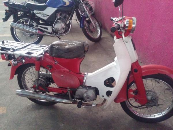 Honda C90 cdi -91