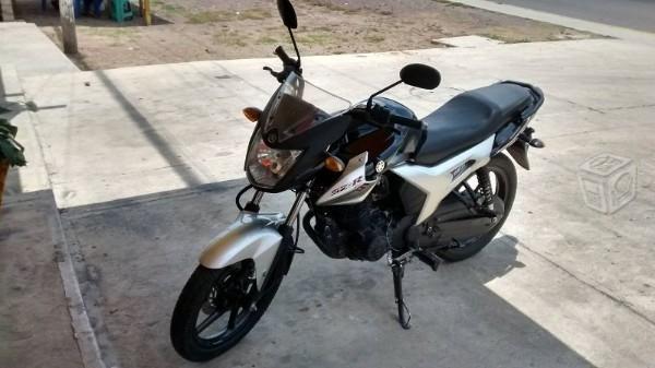 Excelente moto yamaha linea deportiva 160 cc -14