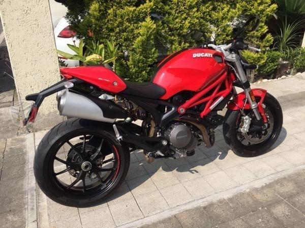 Ducati Monster impecable -14
