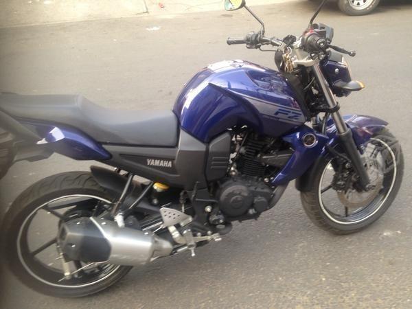 Moto Yamaha Fz -14