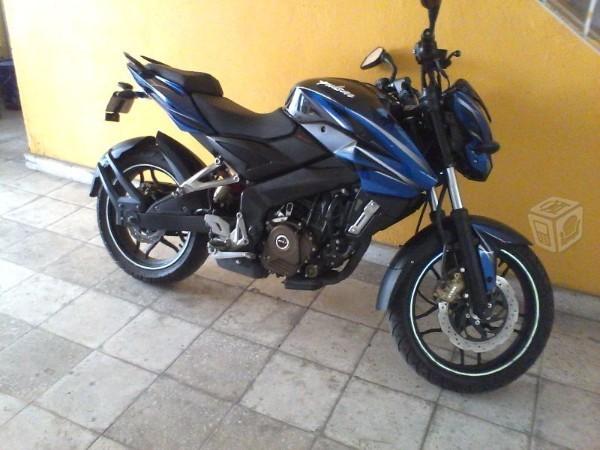 Pulsar 200 ns excelente estado negro/azul -14