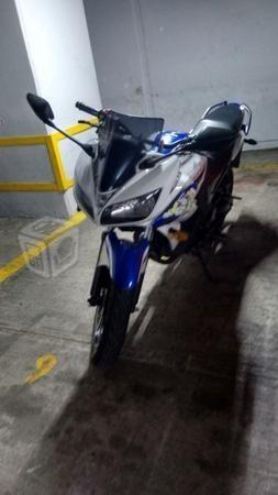 Vendo moto Yamaha -13