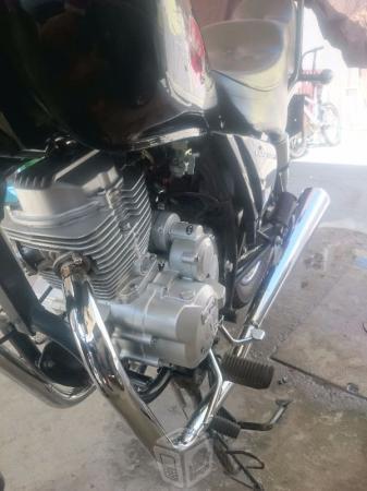 Motocicleta 150cc -12