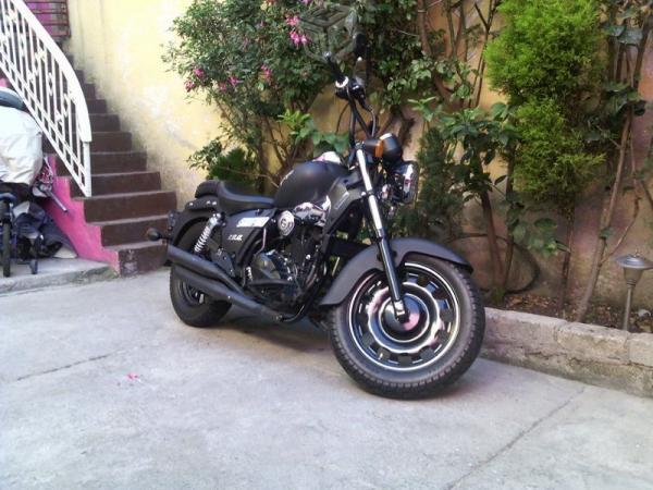 Motocicleta superligth tipo chopper 200cc -15