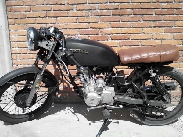 Motocicleta honda cafe racer -13