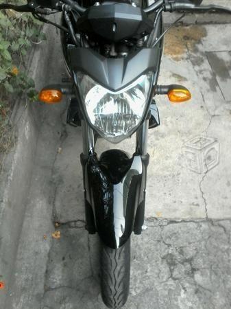 Grandiosa yamaha fZ 16 -15