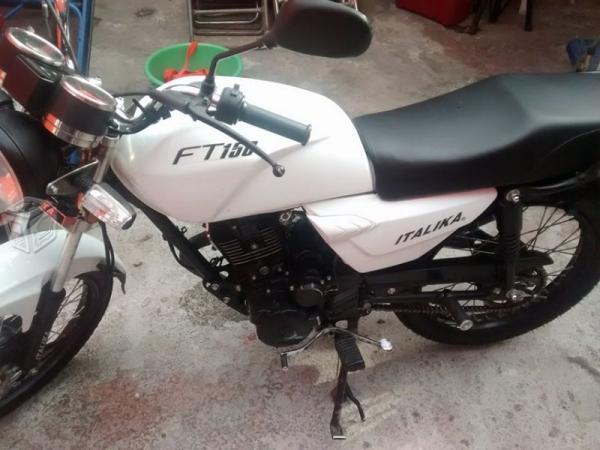 Exelente estado moto 150 -15