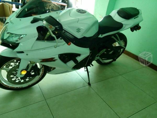 Posible cambio suzuki gsxr 600cc -08