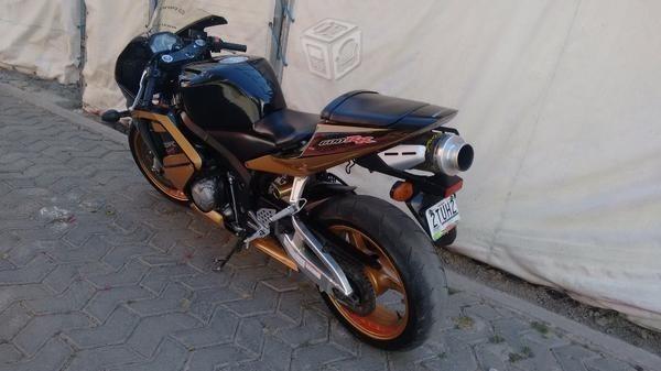 Bonita Honda Cbr 600RR Nacional