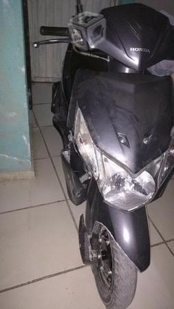 Motoneta honda DIO