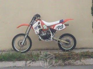 Moto honda de campo -91